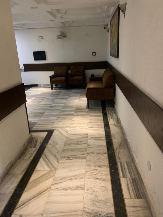 Hotel Raman'S Jagādhri Exterior foto